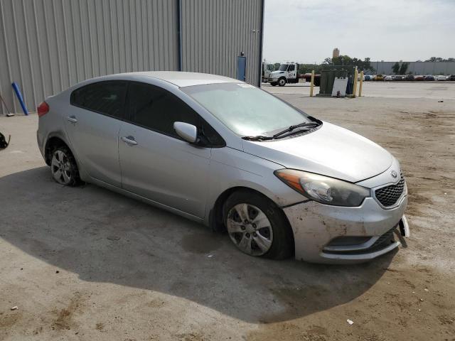 Photo 4 from auction – 2015 KIA FORTE LX with VIN KNAFK4A6XF5365017