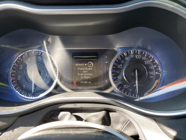Photo 9 from auction – 2015 CHRYSLER 200 LIMITE with VIN 1C3CCCAB0FN542012