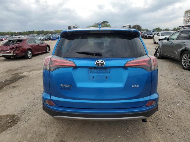 Photo 6 from auction – 2017 TOYOTA RAV4 XLE with VIN JTMWFREV5HJ700605