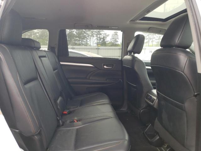 Photo 11 from auction – 2019 TOYOTA HIGHLANDER with VIN 5TDKZRFH9KS564245