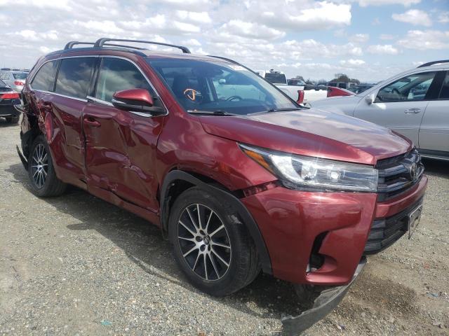 Photo 4 from auction – 2018 TOYOTA HIGHLANDER with VIN 5TDJZRFH9JS541722