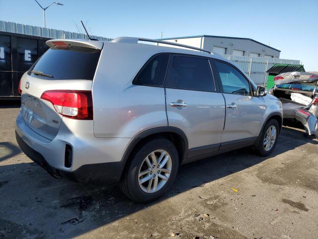 Photo 3 from auction – 2014 KIA SORENTO LX with VIN 5XYKTCA68EG482660
