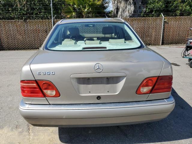 Photo 6 from auction – 1999 MERCEDES-BENZ E 320 with VIN WDBJF65H3XA859929