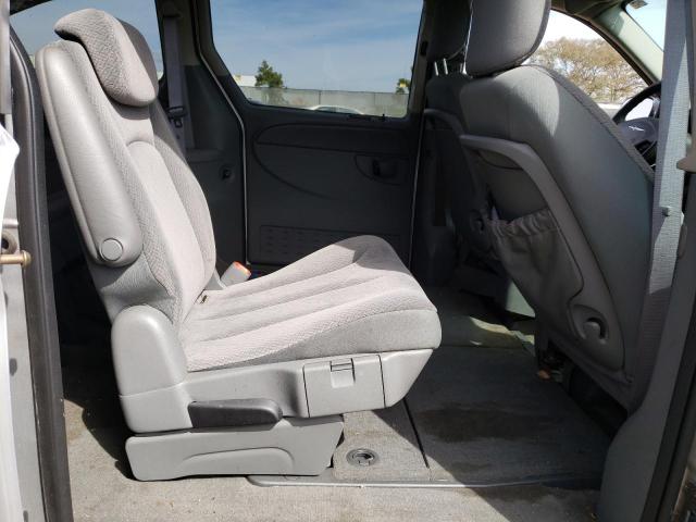 Photo 10 from auction – 2005 CHRYSLER TOWN & COU with VIN 2C8GP54L45R575497