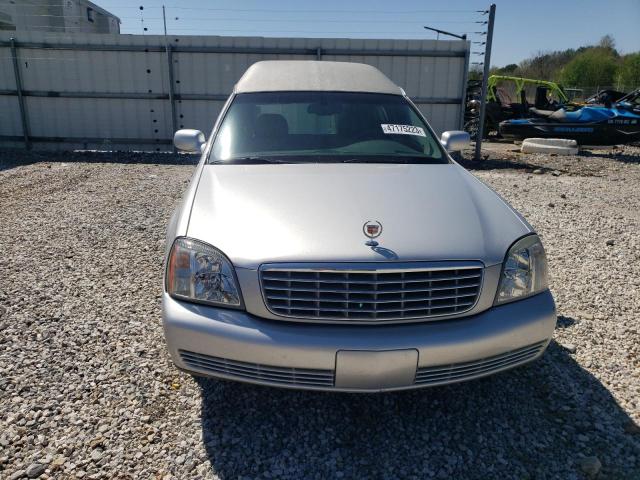 Photo 5 from auction – 2003 CADILLAC COMMERCIAL with VIN 1GEEH00Y23U500508