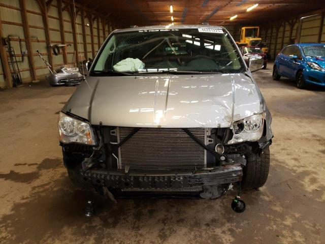 Photo 5 from auction – 2014 CHRYSLER TOWN & COU with VIN 2C4RC1CG4ER179900