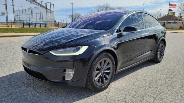 Photo 2 from auction – 2017 TESLA MODEL X with VIN 5YJXCDE21HF046103