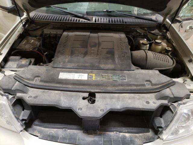 Photo 12 from auction – 2006 LINCOLN NAVIGATOR with VIN 5LMFU27516LJ22569