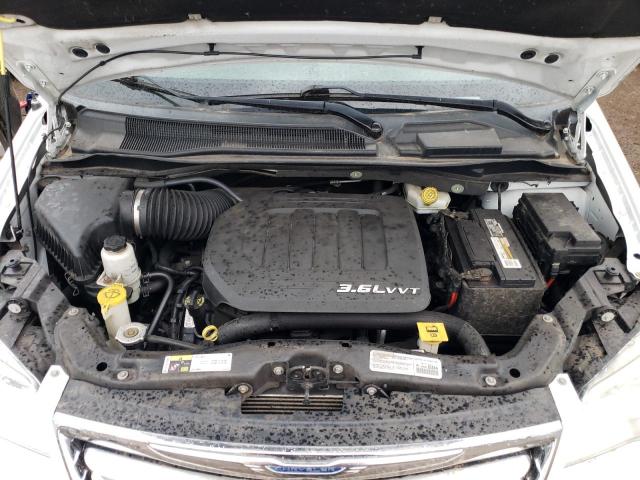 Photo 12 from auction – 2014 CHRYSLER TOWN & COU with VIN 2C4RC1BG2ER225449