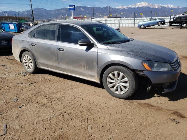 Photo 4 from auction – 2015 VOLKSWAGEN PASSAT S with VIN 1VWAT7A38FC043308