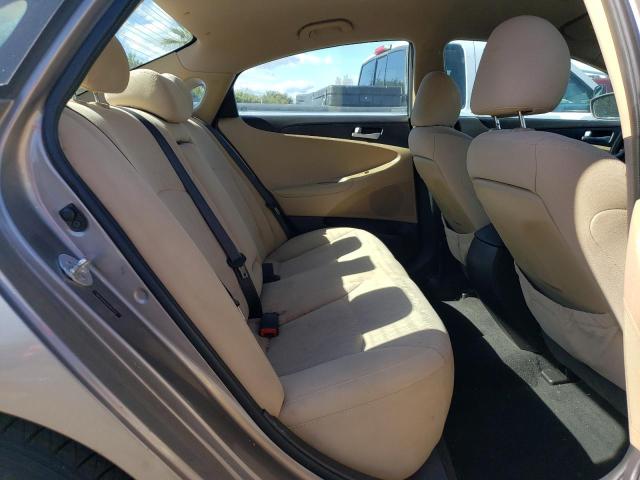 Photo 10 from auction – 2014 HYUNDAI SONATA GLS with VIN 5NPEB4ACXEH903377