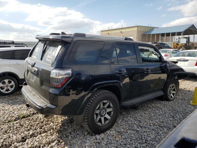 Photo 3 from auction – 2018 TOYOTA 4RUNNER SR with VIN JTEBU5JR8J5555253