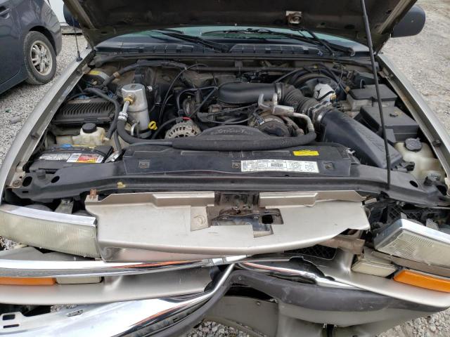 Photo 12 from auction – 2000 CHEVROLET BLAZER with VIN 1GNDT13W8Y2197635