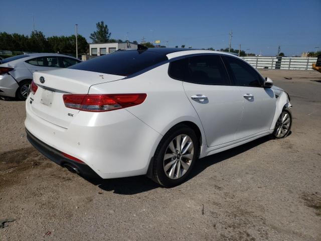 Photo 3 from auction – 2016 KIA OPTIMA EX with VIN 5XXGU4L32GG096917