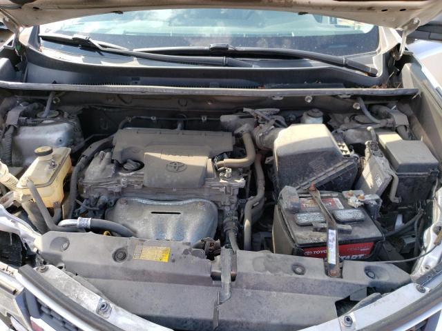 Photo 12 from auction – 2013 TOYOTA RAV4 LE with VIN 2T3ZFREV2DW049569