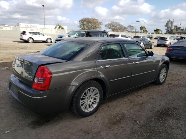 Photo 3 from auction – 2010 CHRYSLER 300 TOURIN with VIN 2C3CA5CVXAH160712