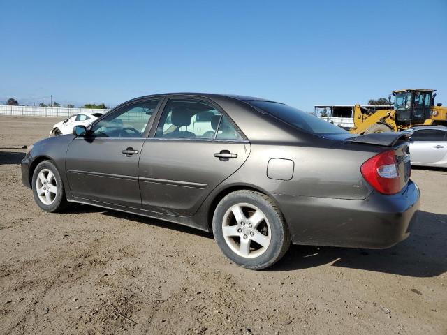 Photo 2 from auction – 2004 TOYOTA CAMRY LE with VIN JTDBE32K640286310