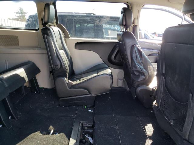 Photo 11 from auction – 2012 CHRYSLER TOWN & COU with VIN 2C4RC1BG3CR252107