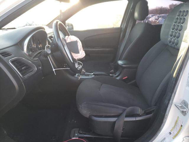 Photo 7 from auction – 2013 CHRYSLER 200 TOURIN with VIN 1C3CCBBG2DN635373