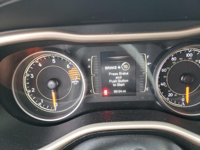 Photo 9 from auction – 2017 JEEP CHEROKEE L with VIN 1C4PJLCB1HW644318