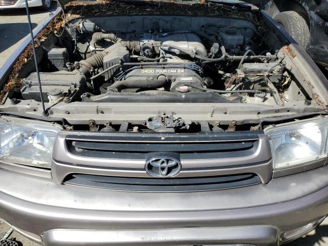Photo 11 from auction – 2002 TOYOTA 4RUNNER SR with VIN JT3GN86R720247303