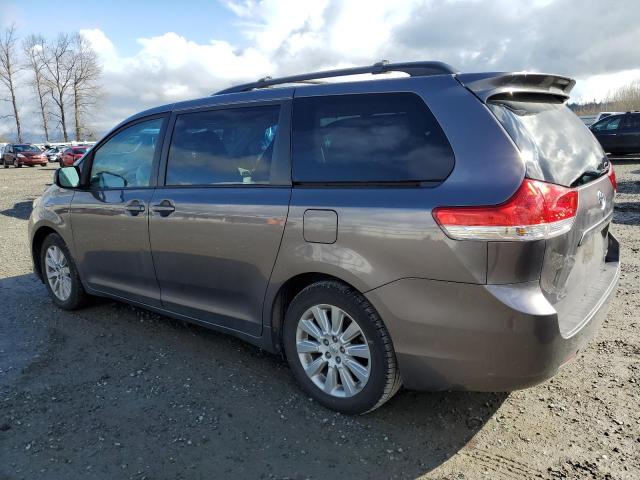 Photo 2 from auction – 2013 TOYOTA SIENNA XLE with VIN 5TDDK3DC4DS061503
