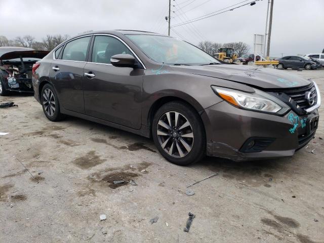 Photo 4 from auction – 2017 NISSAN ALTIMA 2.5 with VIN 1N4AL3AP5HC279597