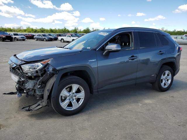 TOYOTA RAV4 XLE 2021 with VIN JTMR6RFV9MD012966 - Photo from auction