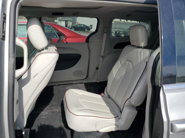 Photo 11 from auction – 2017 CHRYSLER PACIFICA L with VIN 2C4RC1GG3HR619944