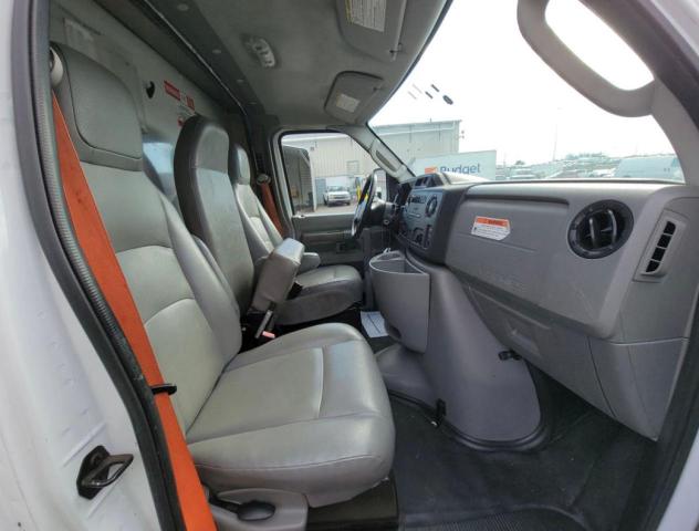 Photo 5 from auction – 2015 FORD ECONOLINE with VIN 1FDWE3FL1FDA22231