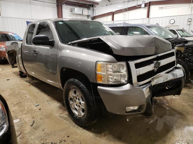 Photo 4 from auction – 2007 CHEVROLET SILVER1500 with VIN 1GCEK19097Z501256
