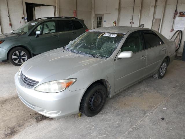 TOYOTA CAMRY LE 2004 with VIN 4T1BE32K44U906298 - Photo from auction