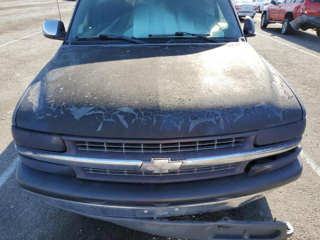 Photo 11 from auction – 2002 CHEVROLET SILVERADO with VIN 2GCEC19V421351812
