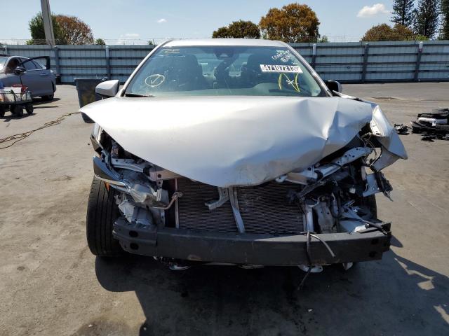 Photo 5 from auction – 2019 TOYOTA COROLLA L with VIN 2T1BURHE2KC182049