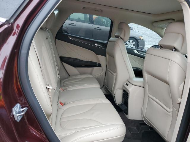 Photo 11 from auction – 2017 LINCOLN MKC RESERV with VIN 5LMCJ3C96HUL55127