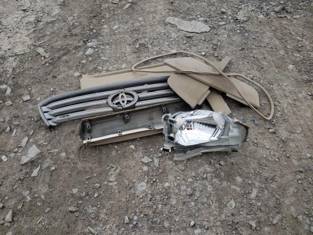 Photo 13 from auction – 2010 TOYOTA HIGHLANDER with VIN 5TDJK3EH7AS039259