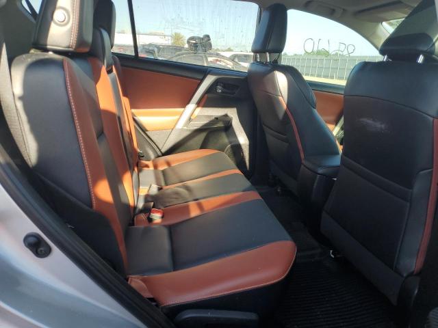 Photo 11 from auction – 2015 TOYOTA RAV4 LIMIT with VIN 2T3YFREV8FW217195