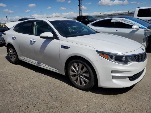 Photo 4 from auction – 2016 KIA OPTIMA EX with VIN 5XXGU4L38GG040416