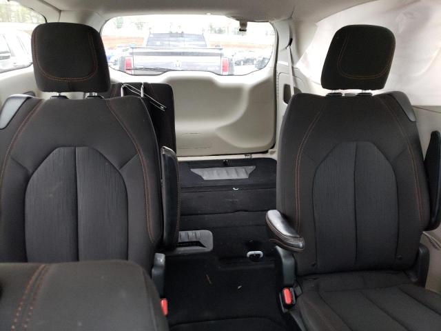 Photo 10 from auction – 2017 CHRYSLER PACIFICA L with VIN 2C4RC1CGXHR518938