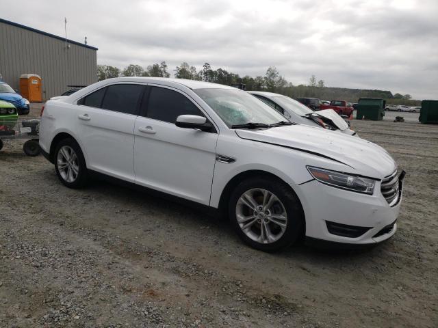 Photo 4 from auction – 2015 FORD TAURUS SEL with VIN 1FAHP2E84FG158498