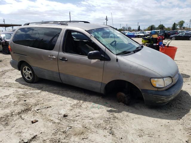 Photo 4 from auction – 1998 TOYOTA SIENNA LE with VIN 4T3ZF13C8WU047847