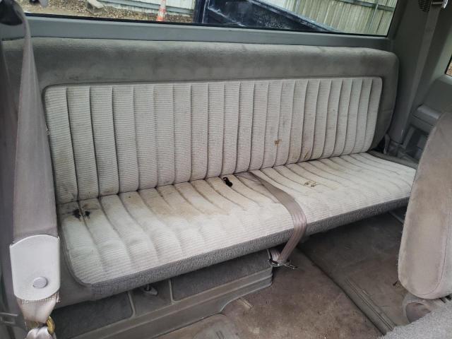 Photo 10 from auction – 1994 CHEVROLET GMT-400 C1 with VIN 2GCEC19K9R1258588