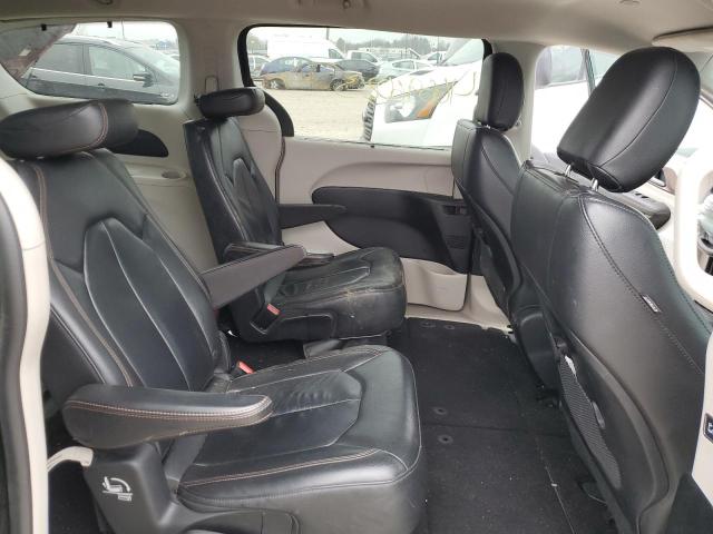 Photo 10 from auction – 2017 CHRYSLER PACIFICA T with VIN 2C4RC1BG1HR613826