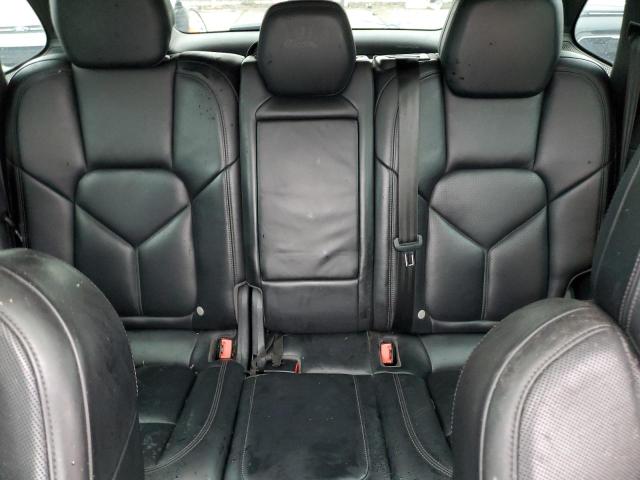 Photo 10 from auction – 2016 PORSCHE CAYENNE with VIN WP1AA2A22GLA04121