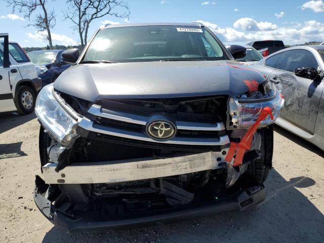 Photo 5 from auction – 2017 TOYOTA HIGHLANDER with VIN 5TDJZRFH8HS436311