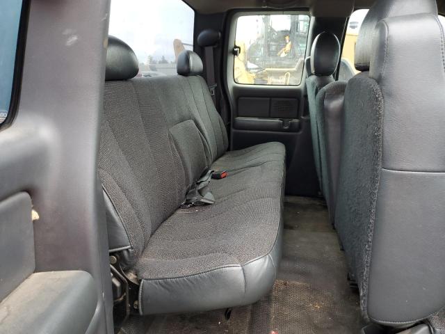 Photo 10 from auction – 2002 CHEVROLET SILVERADO with VIN 1GCEK19V02E202492