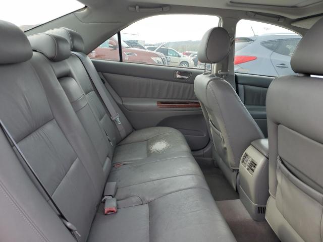 Photo 10 from auction – 2005 TOYOTA CAMRY LE with VIN JTDBF32K050166050
