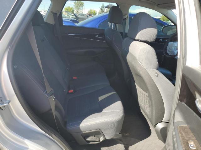 Photo 10 from auction – 2018 KIA SORENTO LX with VIN 5XYPGDA59JG371701