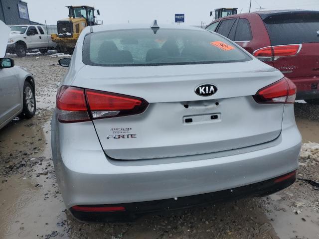 Photo 6 from auction – 2018 KIA FORTE LX with VIN 3KPFK4A78JE203766