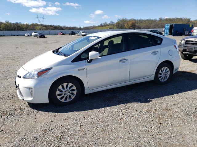 TOYOTA PRIUS PLUG 2015 with VIN JTDKN3DP2F3067032 - Photo from auction